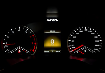 Подержанный автомобиль Haval Jolion 2023 года (13 фото)