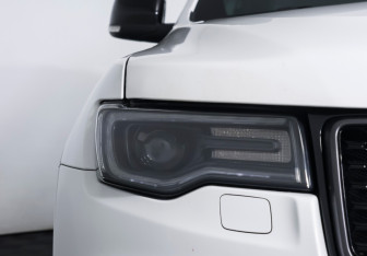 Подержанный автомобиль Jeep Grand Cherokee 2021 года (22 фото)