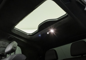 Подержанный автомобиль BMW X7 2023 года (25 фото)