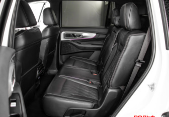 Подержанный автомобиль GAC GS8 2023 года (10 фото)