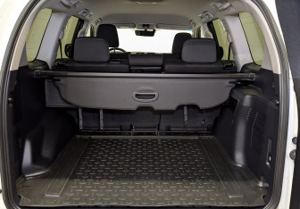 Подержанный автомобиль Toyota Land Cruiser Prado 2021 года (10 фото)