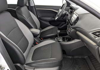 Подержанный автомобиль LADA (ВАЗ) Vesta Sedan 2019 года (24 фото)