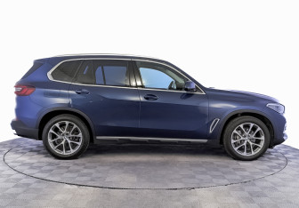 Подержанный автомобиль BMW X5 2020 года (4 фото)