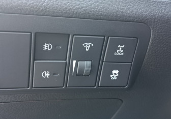 Подержанный автомобиль Hyundai Santa Fe 2010 года (17 фото)