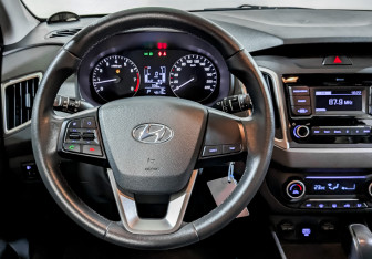 Подержанный автомобиль Hyundai Creta 2021 года (21 фото)