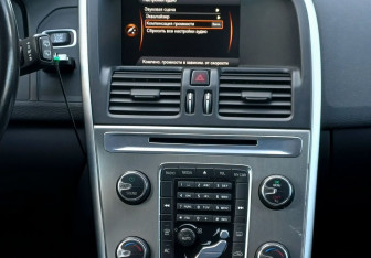 Подержанный автомобиль Volvo XC60 2011 года (15 фото)