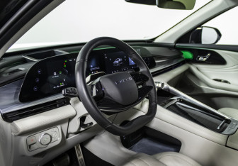 Подержанный автомобиль Exeed RX 2024 года (11 фото)