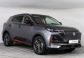 Подержанный автомобиль Changan UNI-S 2024 года (3 фото)