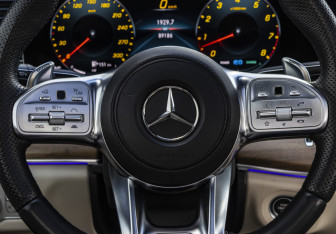 Подержанный автомобиль Mercedes-Benz GLE 2020 года (11 фото)