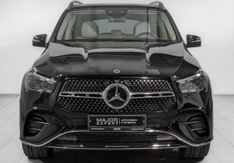 Подержанный автомобиль Mercedes-Benz GLE 2023 года (2 фото)