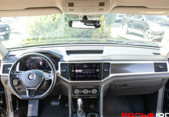 Подержанный автомобиль Volkswagen Teramont 2018 года (10 фото)