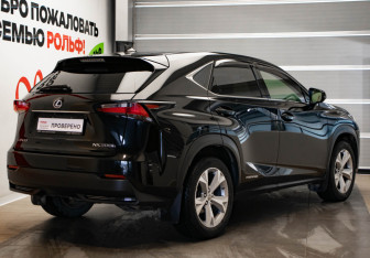 Подержанный автомобиль Lexus NX 2014 года (4 фото)