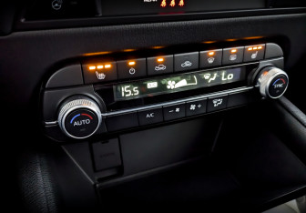 Подержанный автомобиль Mazda CX-5 2020 года (29 фото)