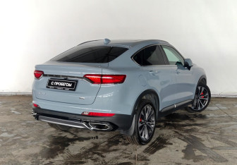 Подержанный автомобиль Geely Tugella 2021 года (4 фото)