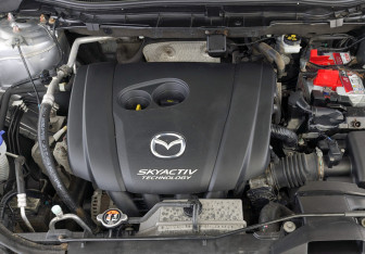 Подержанный автомобиль Mazda CX-5 2014 года (9 фото)