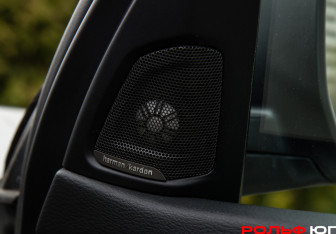 Подержанный автомобиль BMW X5 2014 года (13 фото)