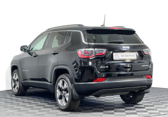 Подержанный автомобиль Jeep Compass 2020 года (7 фото)