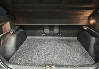 Подержанный автомобиль Skoda Yeti 2015 года (14 фото)