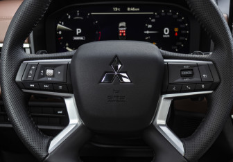 Новый Mitsubishi Outlander 2025 (11 фото)