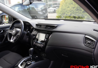 Подержанный автомобиль Nissan X-Trail 2020 года (7 фото)