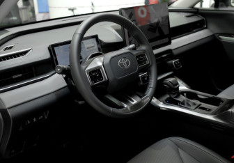 Новый Toyota RAV4 2026 (8 фото)