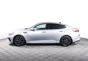 Подержанный автомобиль Kia Optima Sedan 2019 года (3 фото)