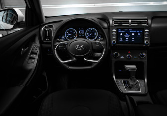 Подержанный автомобиль Hyundai Creta 2022 года (9 фото)