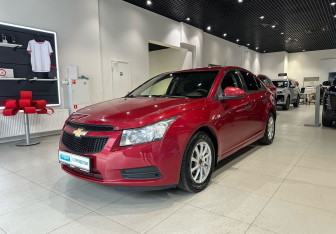Подержанный автомобиль Chevrolet Cruze Sedan 2011 года (1 фото)