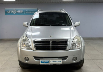 Подержанный автомобиль SsangYong Rexton 2011 года (2 фото)