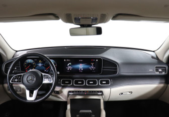 Подержанный автомобиль Mercedes-Benz GLE 2021 года (12 фото)