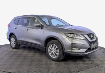 Подержанный автомобиль Nissan X-Trail 2019 года (3 фото)