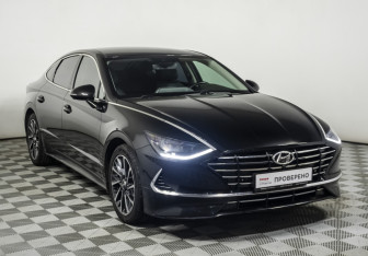Подержанный автомобиль Hyundai Sonata 2020 года (3 фото)