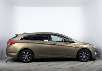 Подержанный автомобиль Hyundai i40 Wagon 2014 года (4 фото)