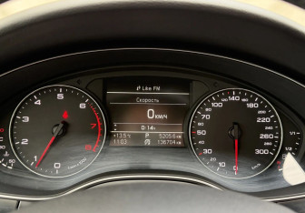 Подержанный автомобиль Audi A6 Sedan 2014 года (12 фото)