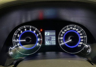 Подержанный автомобиль Infiniti QX70 2013 года (15 фото)