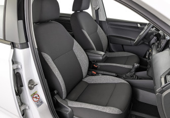 Подержанный автомобиль Skoda Rapid Liftback 2021 года (24 фото)