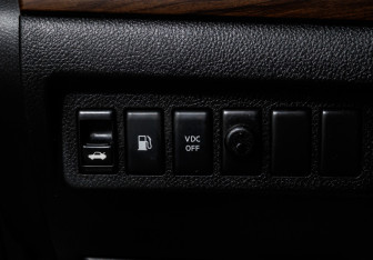 Подержанный автомобиль Nissan Teana 2010 года (16 фото)