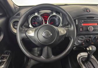 Подержанный автомобиль Nissan Juke 2013 года (14 фото)