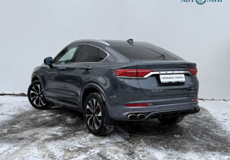Подержанный автомобиль Geely Tugella 2022 года (7 фото)