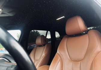 Подержанный автомобиль BMW X5 2021 года (12 фото)