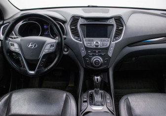 Подержанный автомобиль Hyundai Santa Fe 2013 года (12 фото)