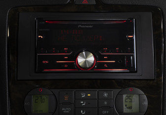 Подержанный автомобиль Ford Focus Sedan 2006 года (15 фото)