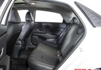 Новый Hyundai Elantra Sedan 2024 (10 фото)