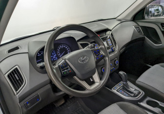 Подержанный автомобиль Hyundai Creta 2020 года (13 фото)