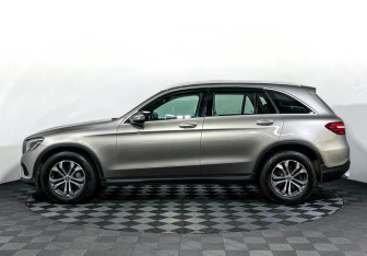 Подержанный автомобиль Mercedes-Benz GLC Coupe 2018 года (8 фото)