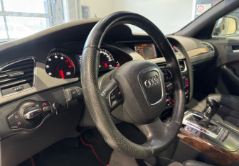 Подержанный автомобиль Audi A4 Sedan 2009 года (13 фото)