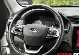 Подержанный автомобиль Chery Tiggo 4 2022 года (11 фото)