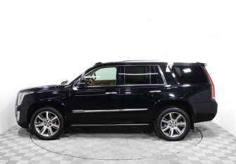 Подержанный автомобиль Cadillac Escalade Suv 2016 года (8 фото)
