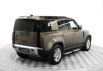 Подержанный автомобиль Land Rover Defender Suv 2020 года (5 фото)