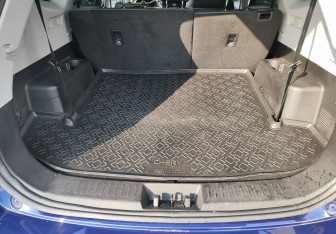 Подержанный автомобиль Chery Tiggo 8 Pro 2022 года (14 фото)